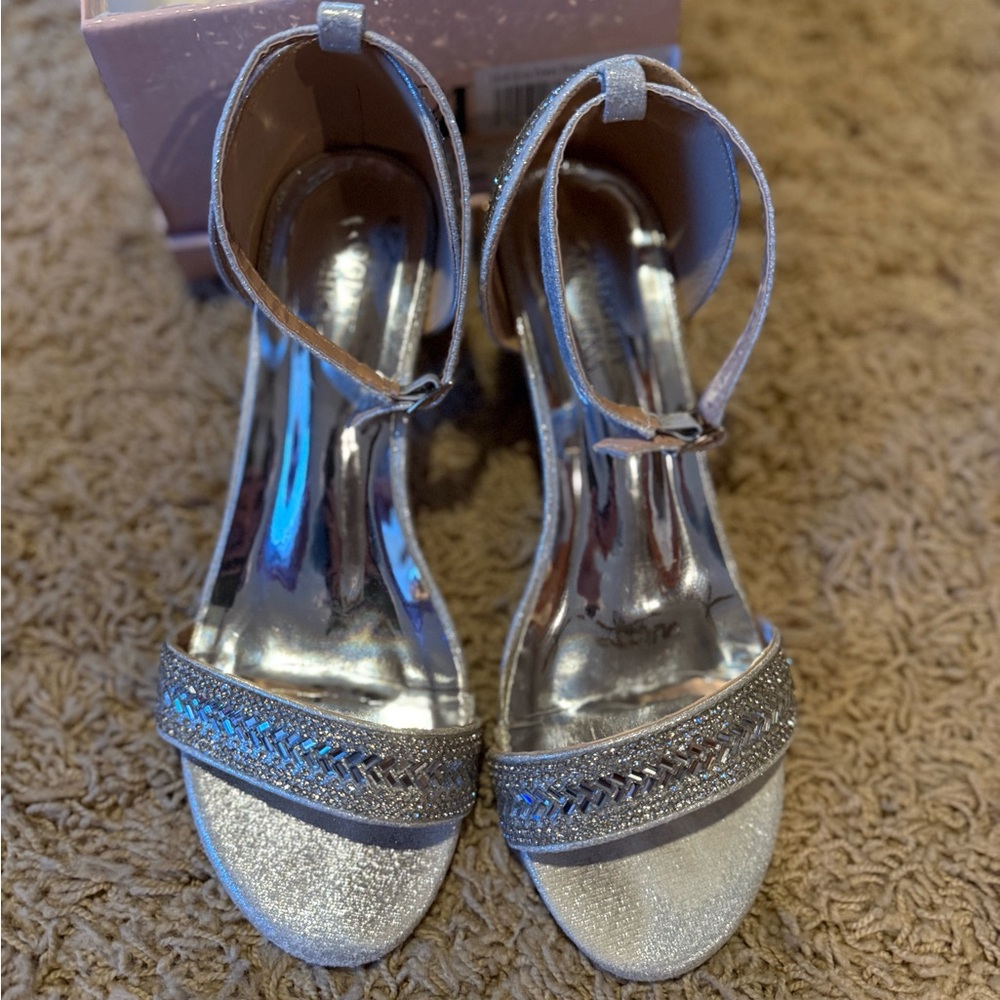Girls dress shoes
